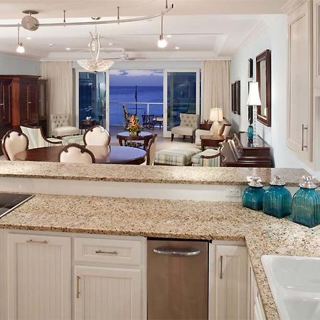 Caribbean Club Boutique Hotel, Grand Cayman Dog City 外观 照片